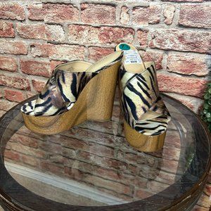 Guess Teisha Crisscross Wedges